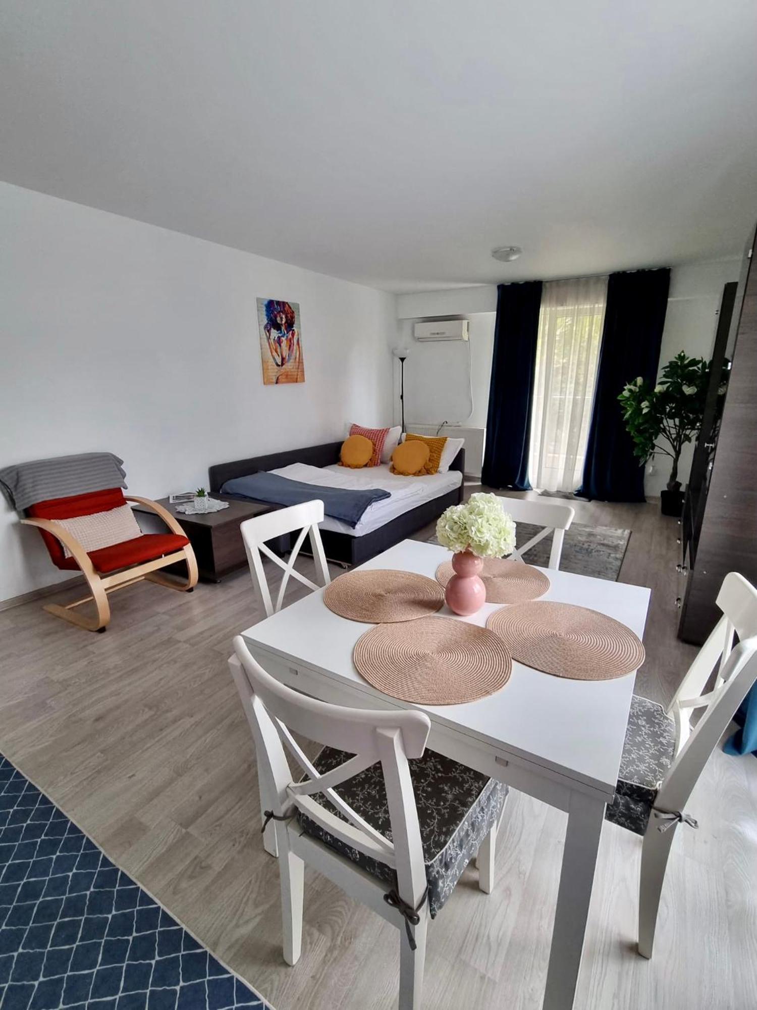 Fly Airport Residences & Therme-Self Check-In Otopeni Exterior foto